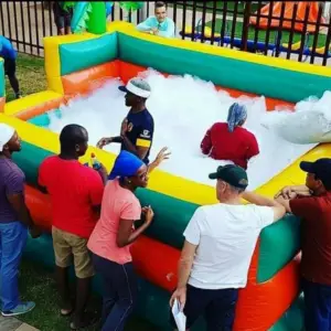 Foam Pit & Foam Machine